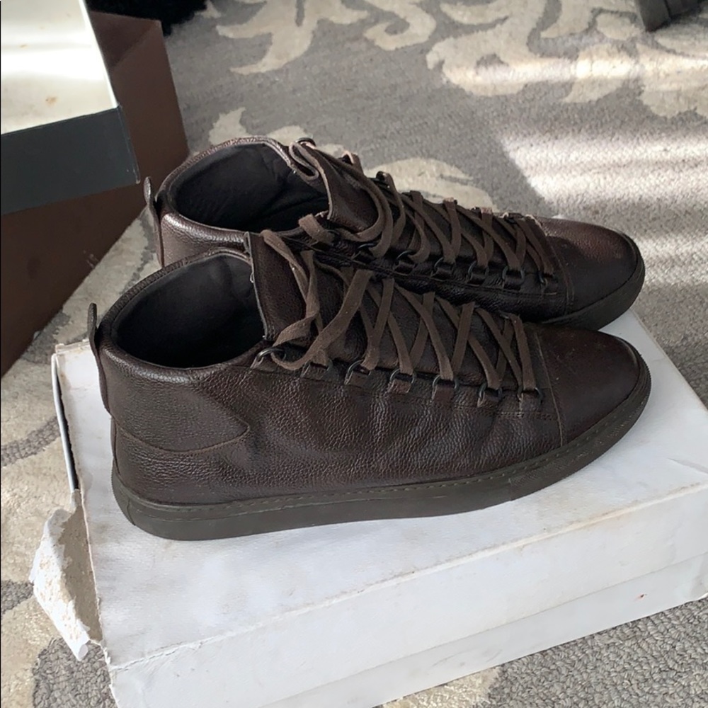 Balenciaga Arena High Brown